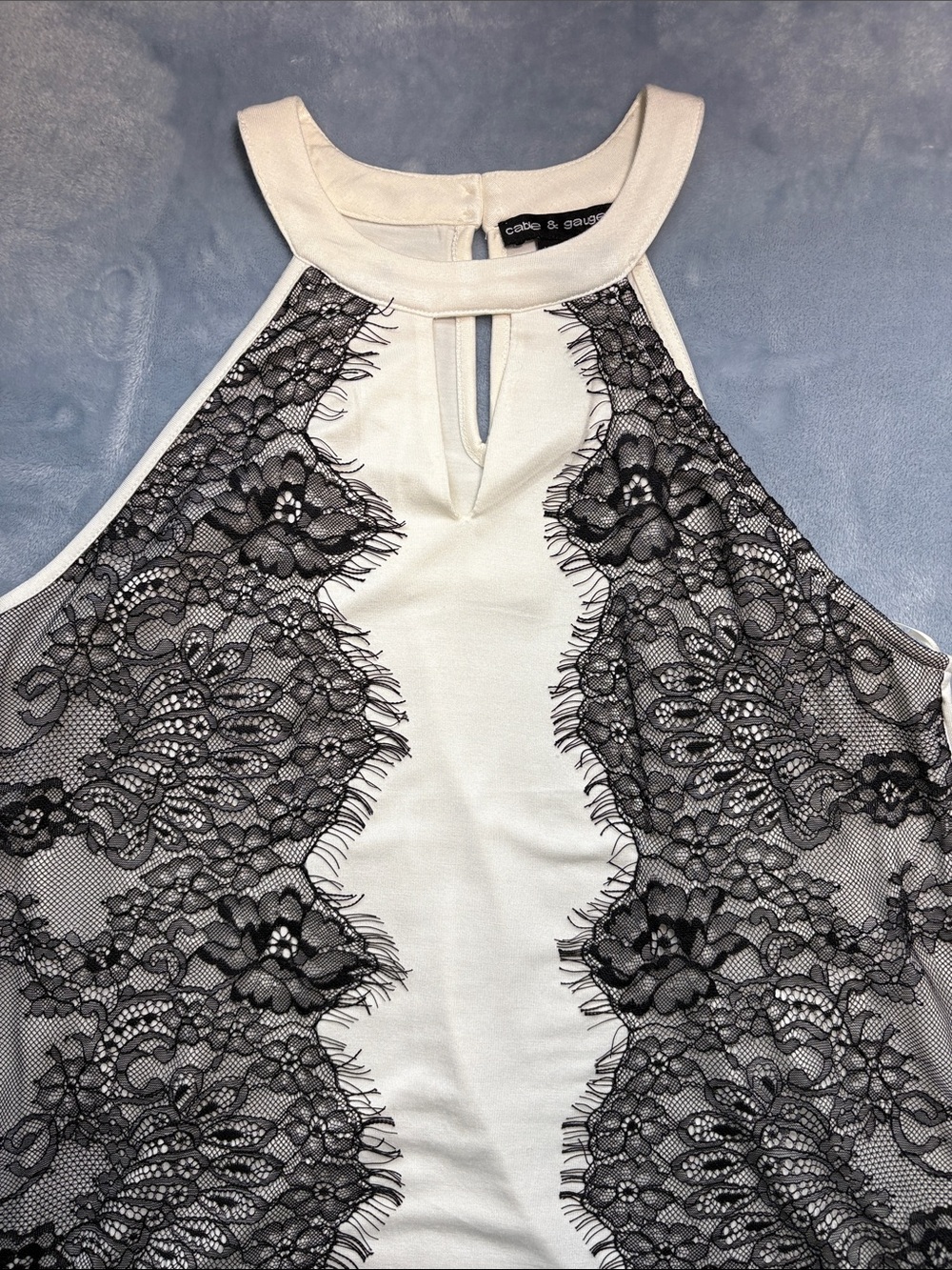 Cable & Gauge White Halter Camisole with Black Lace Overlay - Picture 3 of 10